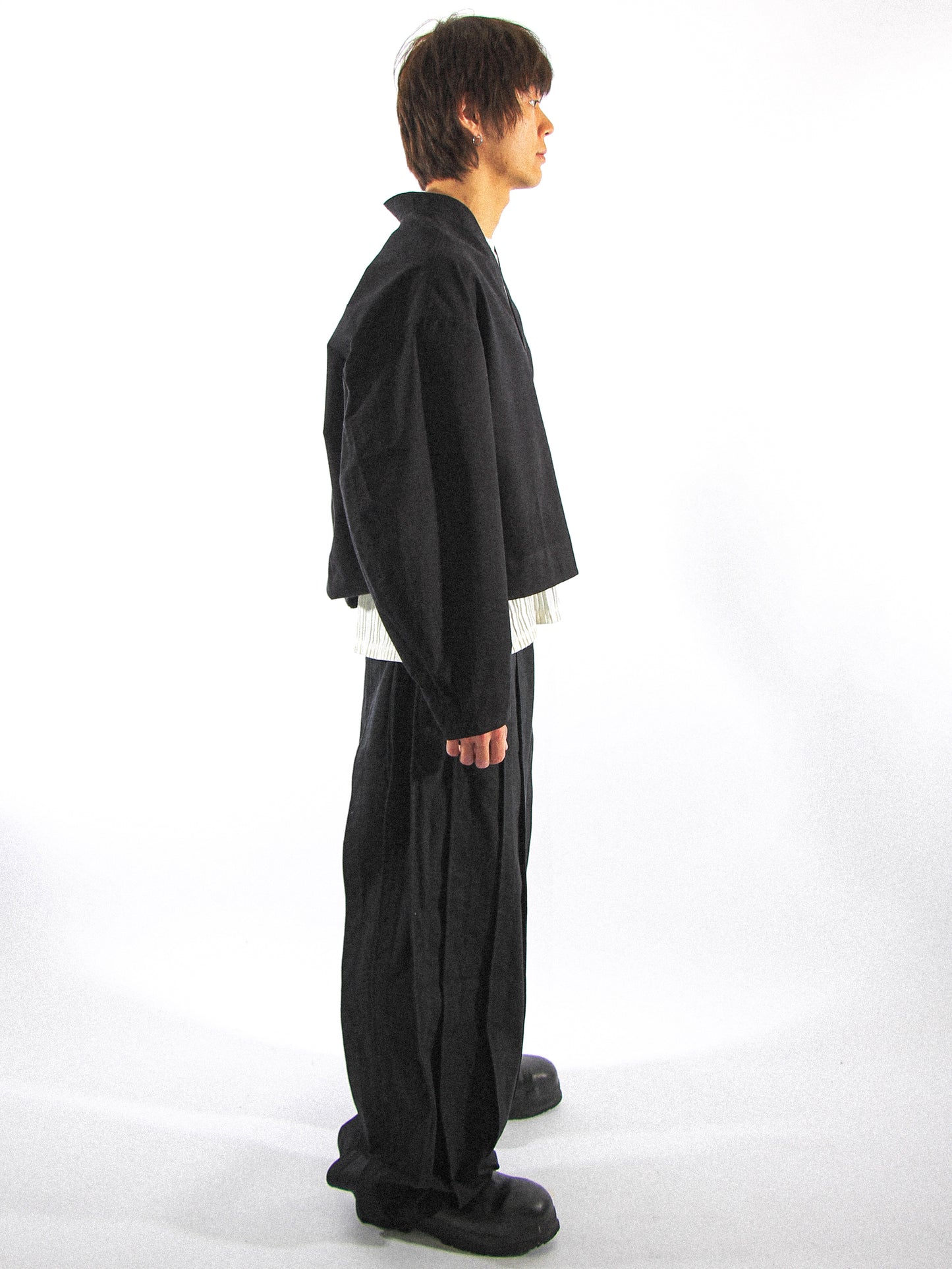 CAMPESINO V-NECK SHIRT IN METEORITE BLACK