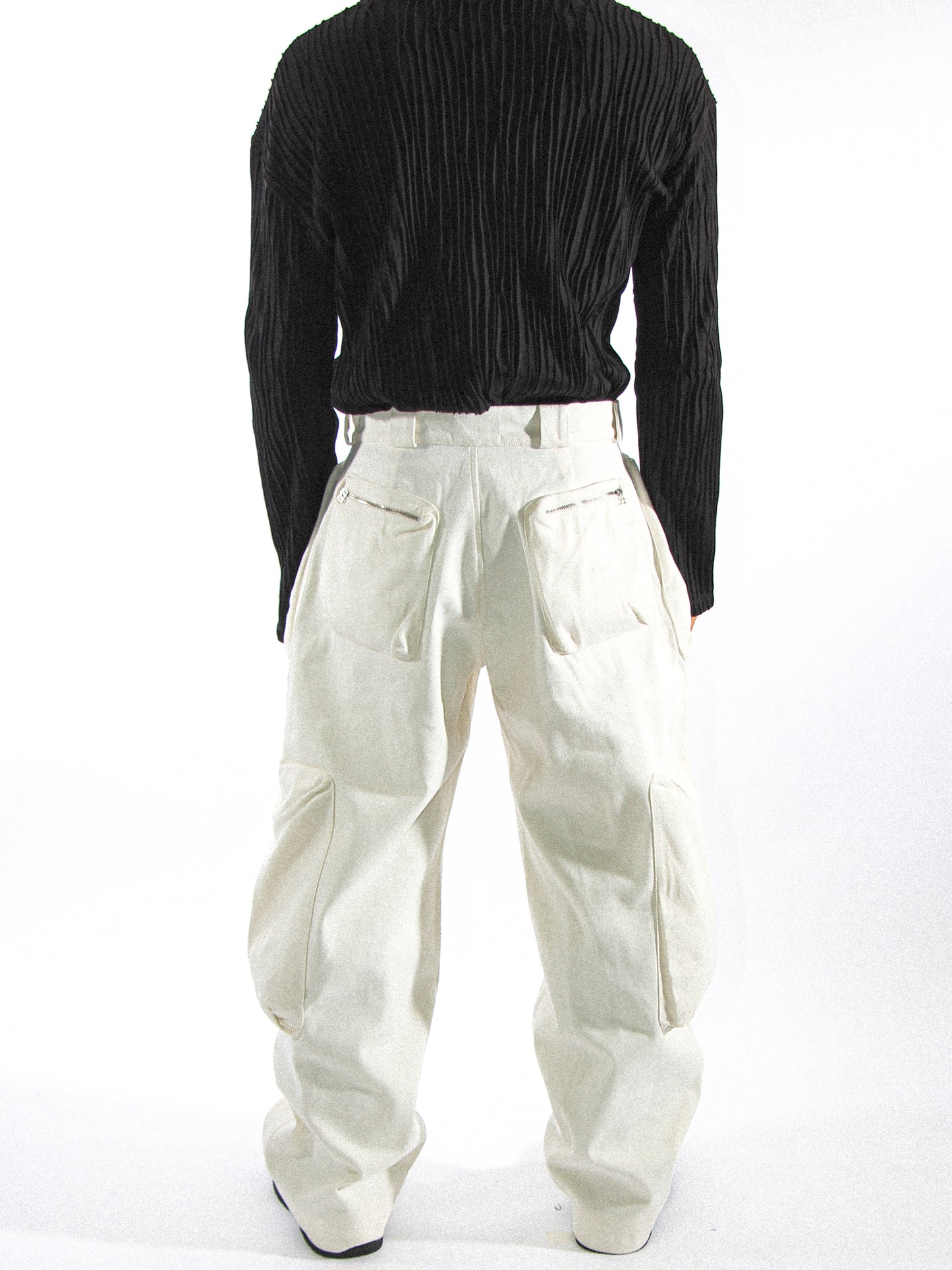 LUTEUS CARGO TROUSER IN COCONUT CREAM