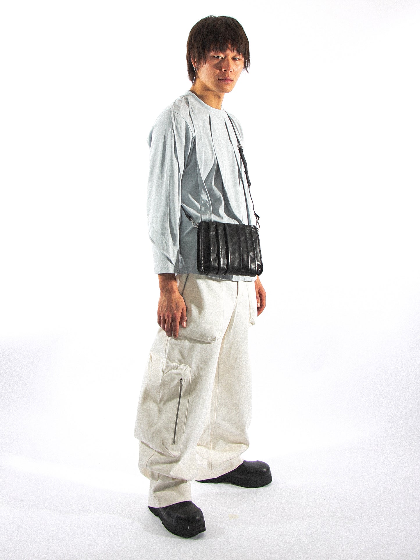 RUBELLUS PLEATED BAG IN METEORITE BLACK