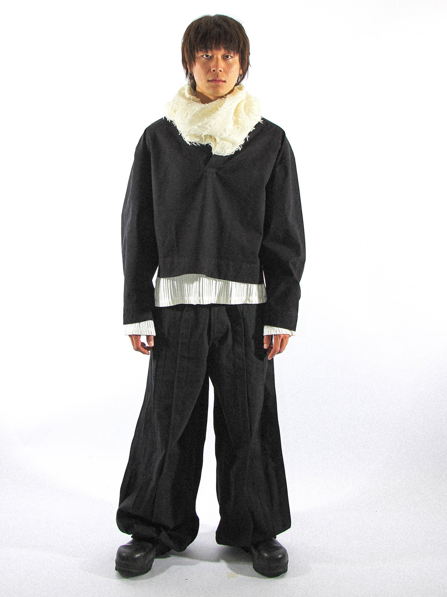 TAFTED WOOL SCARF IN COCONUT CREAM