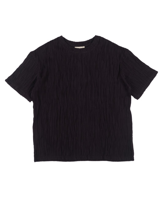 Gilled Short Sleeve T-Shirt in Meteorite Black